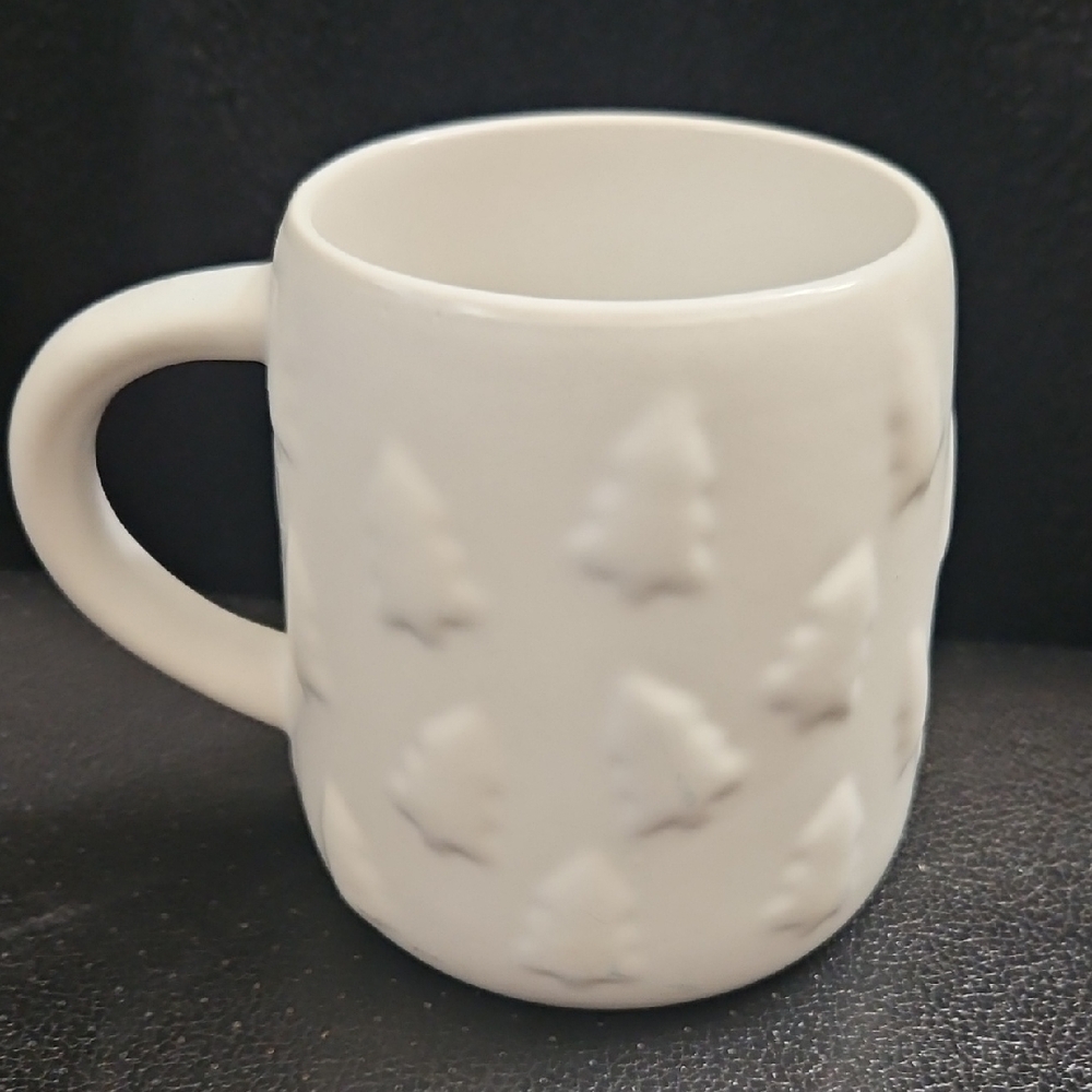 Bay Island White Mug with Tree Design